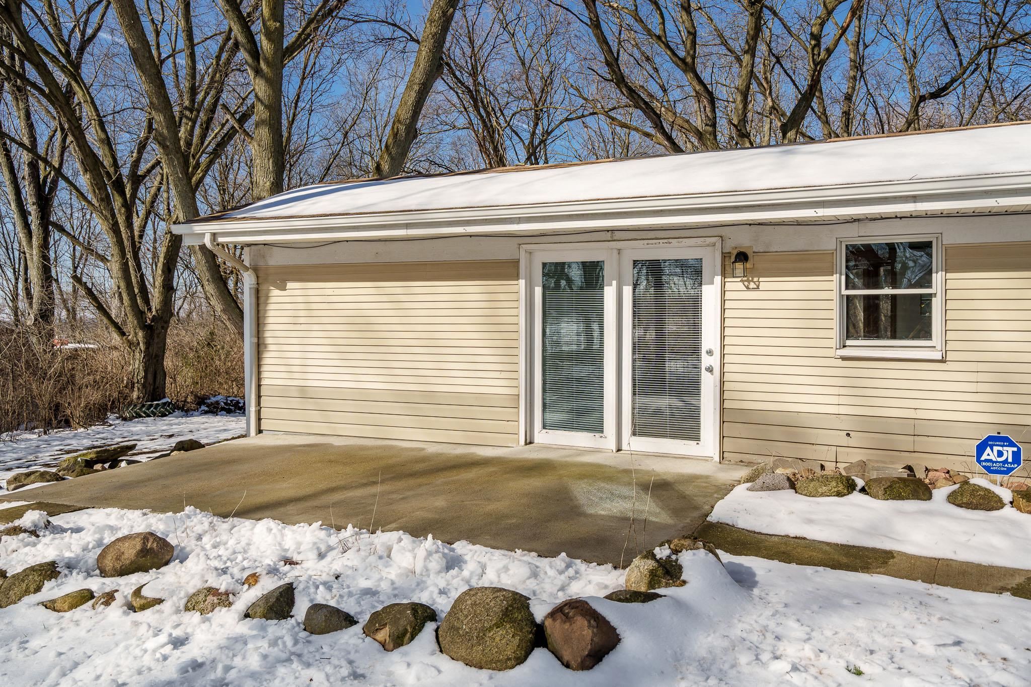 1764 Leonard Road Rockford, IL 61109 - Photo 4 of 28