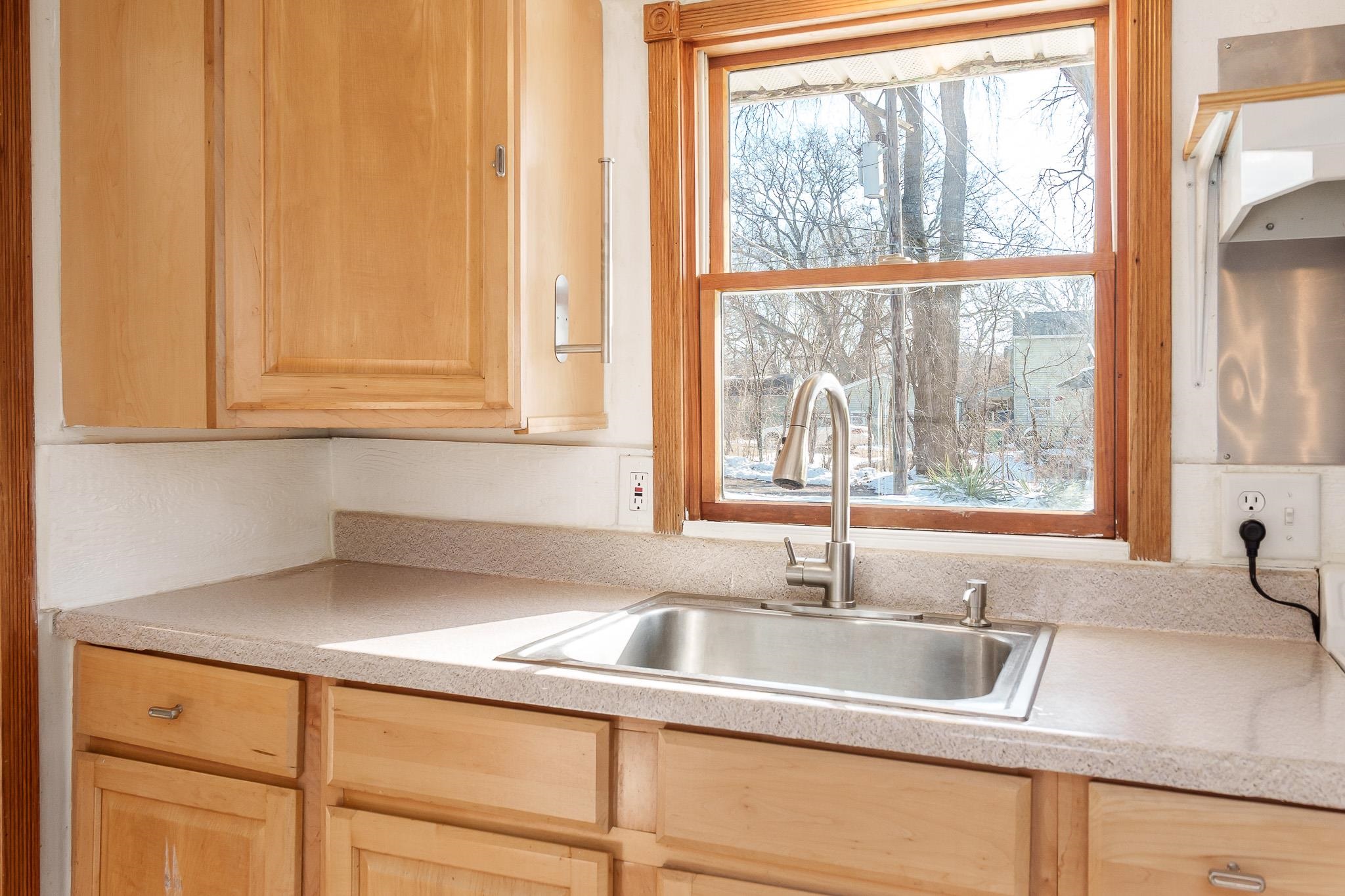 1764 Leonard Road Rockford, IL 61109 - Photo 8 of 28