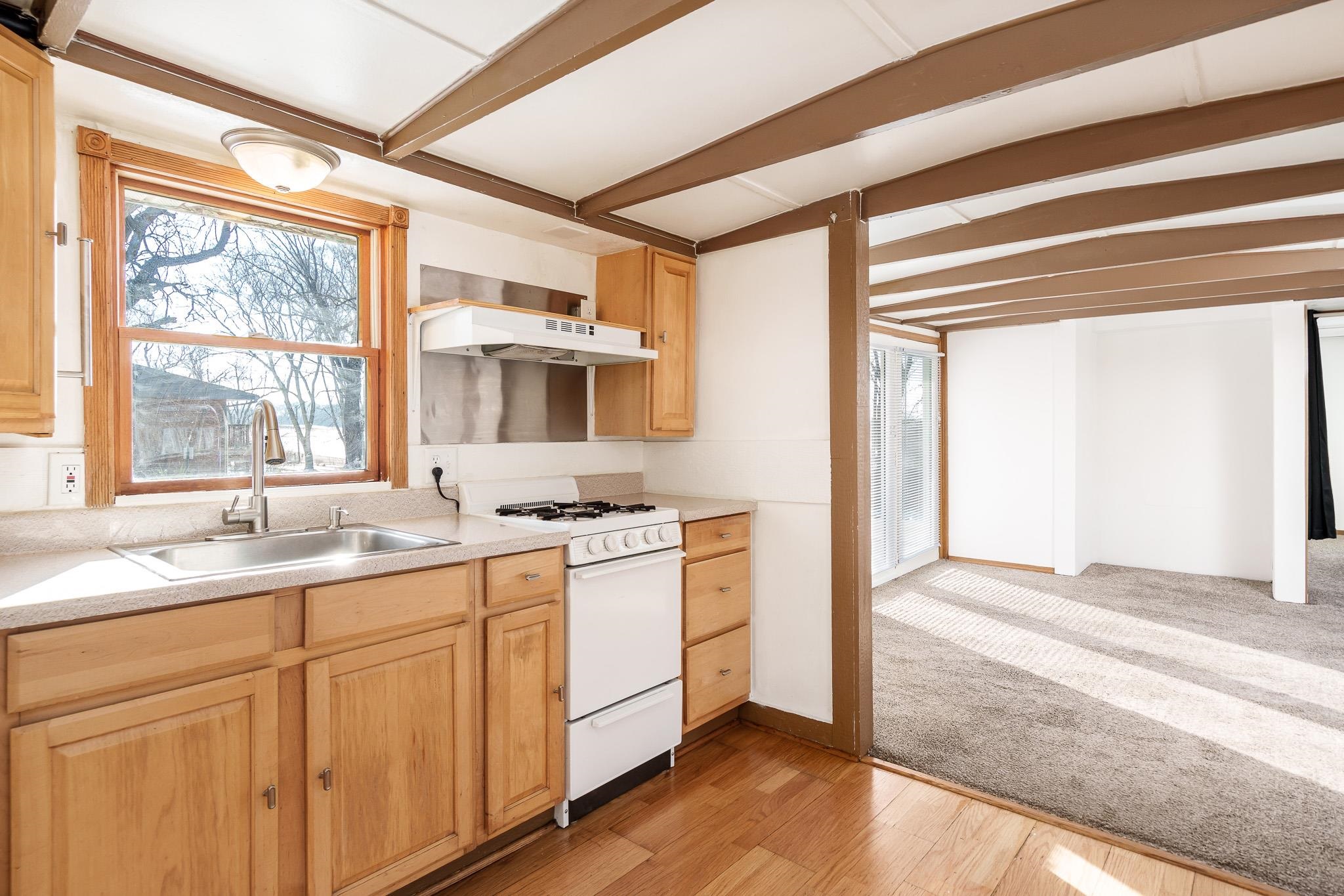 1764 Leonard Road Rockford, IL 61109 - Photo 9 of 28