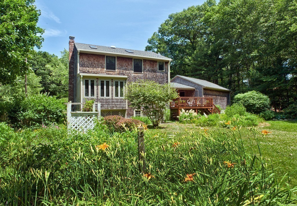 217 Queens Brook Road Pembroke, MA 02359 - Photo 20 of 27 Gallery Image 20