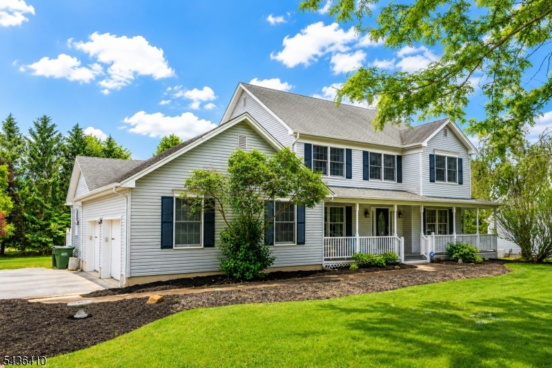 13 Briarwood Road Long Valley, NJ 07853 - Photo 1 of 30