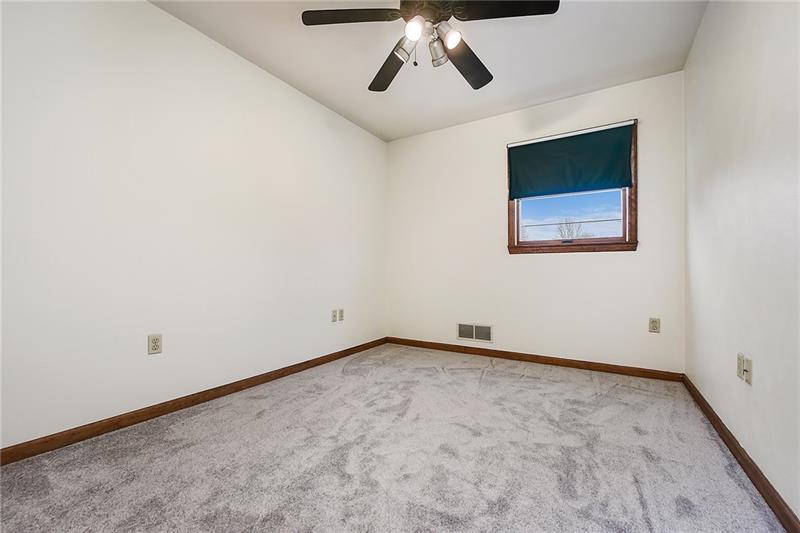250 Seanor Road Irwin, PA 15642 - Photo 18 of 25 Gallery Image 18