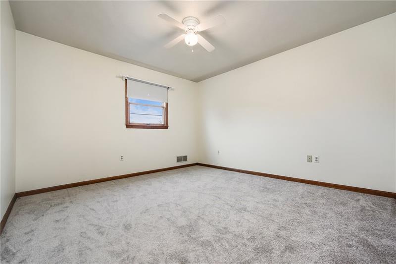 250 Seanor Road Irwin, PA 15642 - Photo 19 of 25 Gallery Image 19
