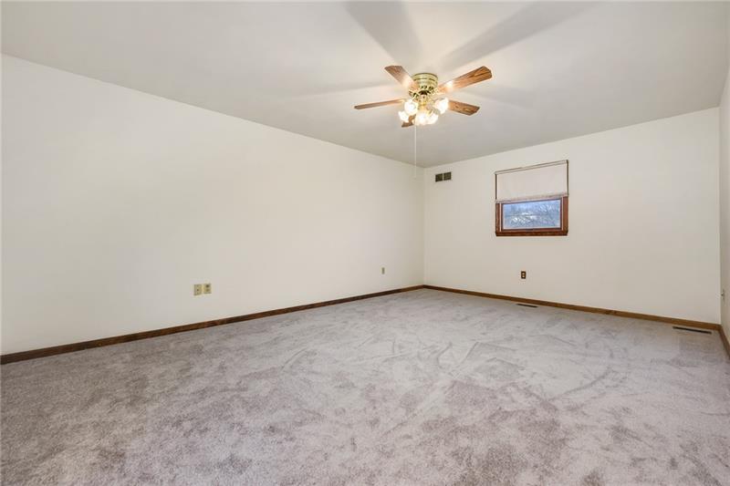 250 Seanor Road Irwin, PA 15642 - Photo 20 of 25 Gallery Image 20