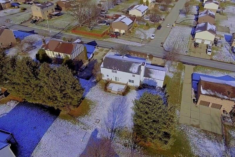 250 Seanor Road Irwin, PA 15642 - Photo 3 of 25 Gallery Image 3
