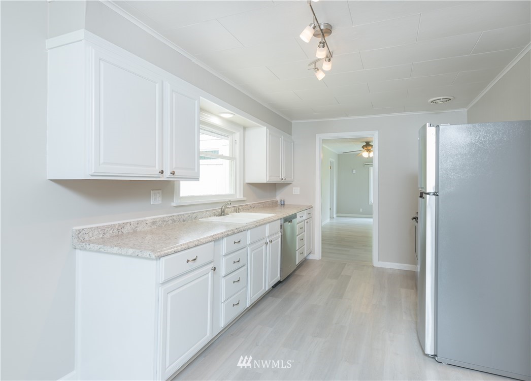 4730 Guide Meridian Bellingham, WA 98226 - Photo 9 of 25