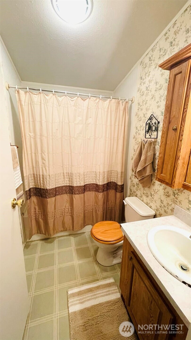 101 East Pirates Place Grapeview, WA 98546 - Photo 12 of 21