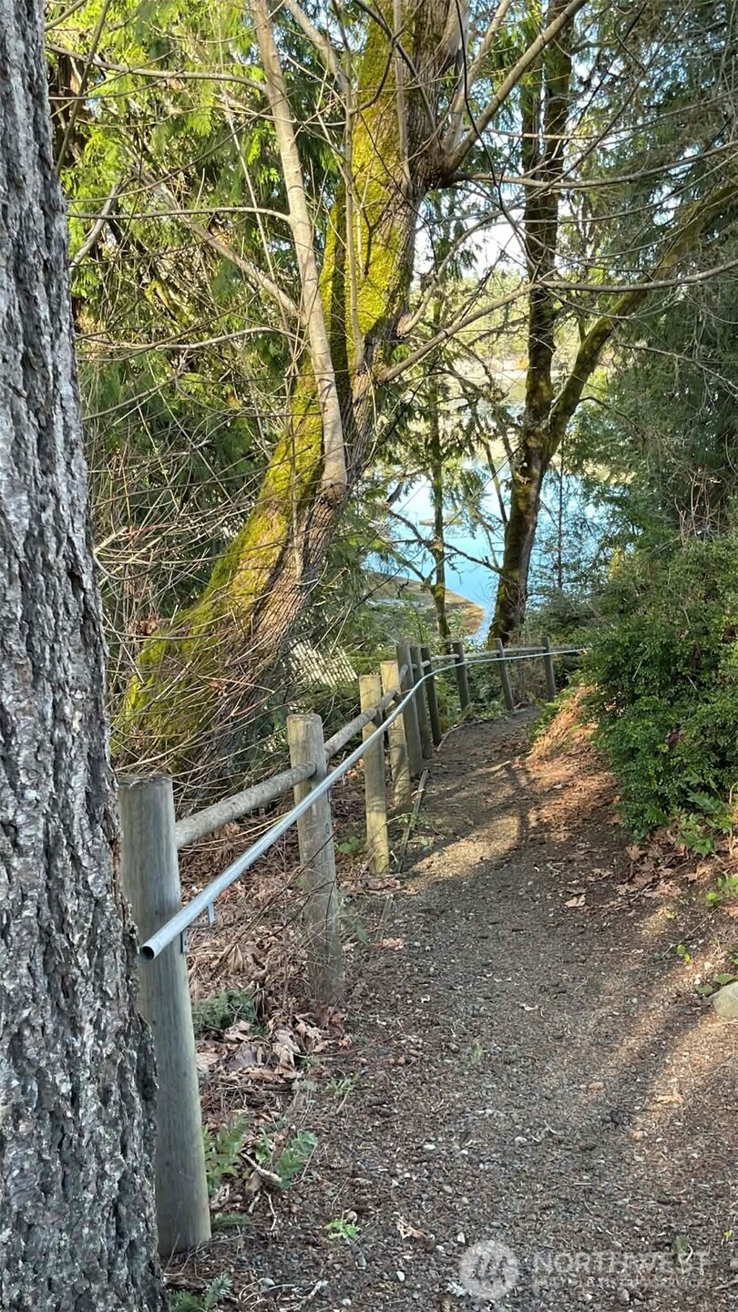 101 East Pirates Place Grapeview, WA 98546 - Photo 18 of 21