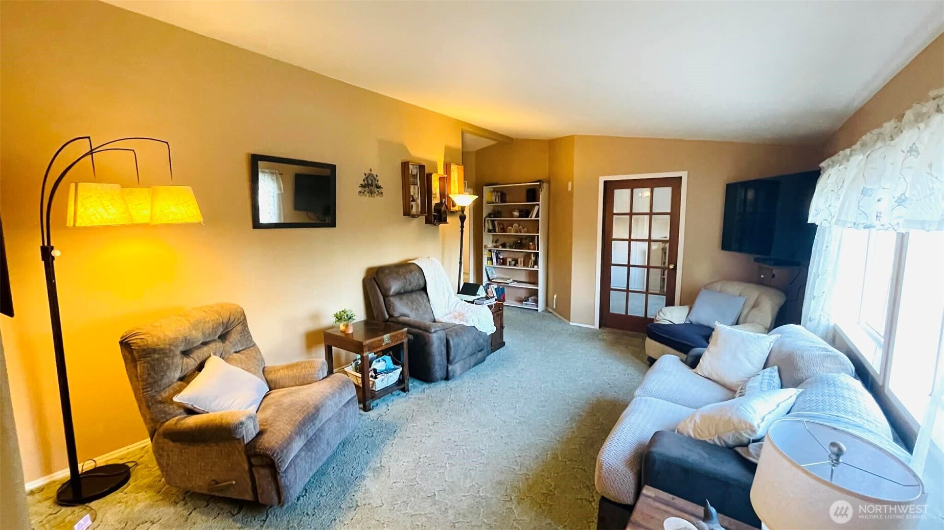 101 East Pirates Place Grapeview, WA 98546 - Photo 5 of 21