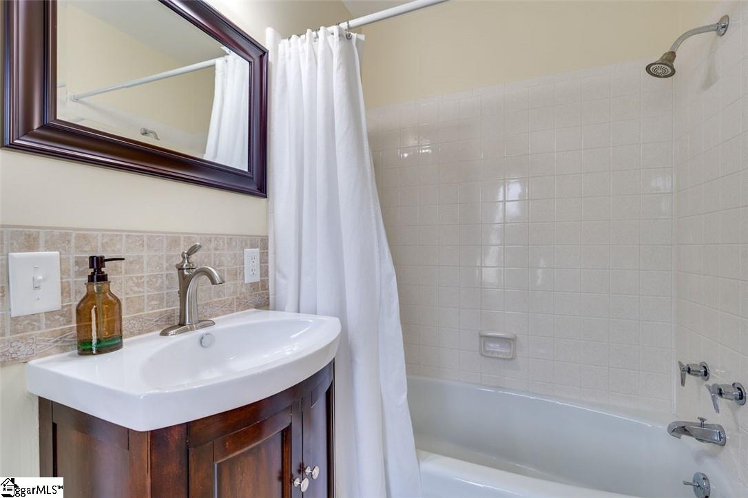 1315 Northampton Road Anderson, SC 29621 - Photo 20 of 25
