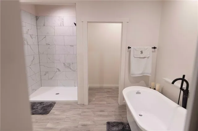 $1,000,000 | 32184 East 237th Street, Ridgeway, MO 64481