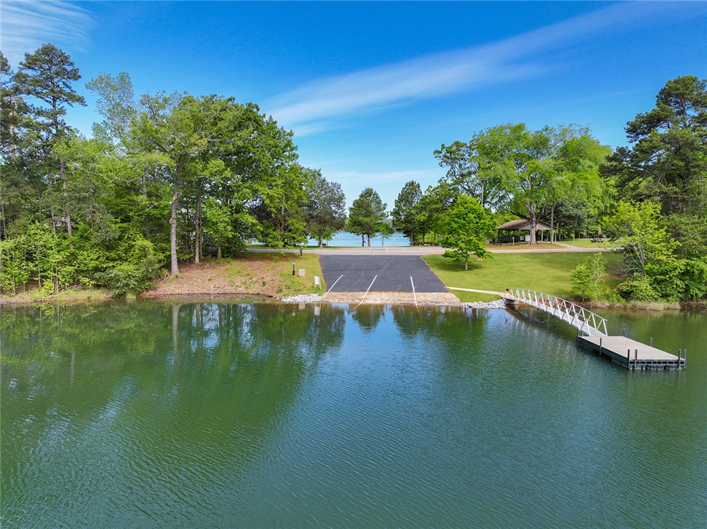 309 Nicklaus Road Westminster, SC 29693 - Photo 7 of 11 Boat Ramp and courtesy dock