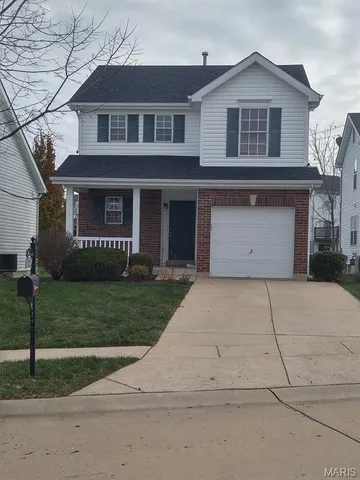 $270,000 | 18 West Homefield Point Court, O'Fallon, MO 63366