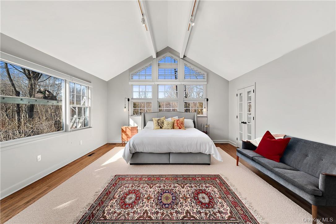 106 Old Stone Hill Road Pound Ridge, NY 10576 - Photo 20 of 25 a living room with furniture and a window