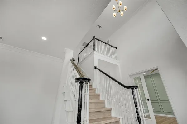 a view of entryway and hall