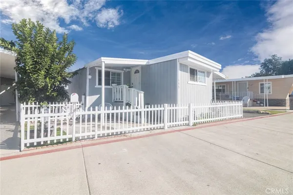 $229,000 | 133 De Soto Lane, Tustin, CA 92780