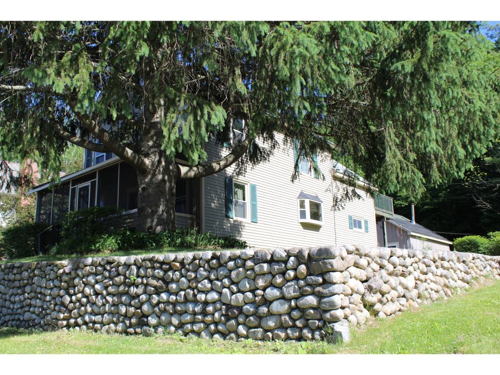 33 Williams Street Proctor, VT 05765 - Photo 3 of 13