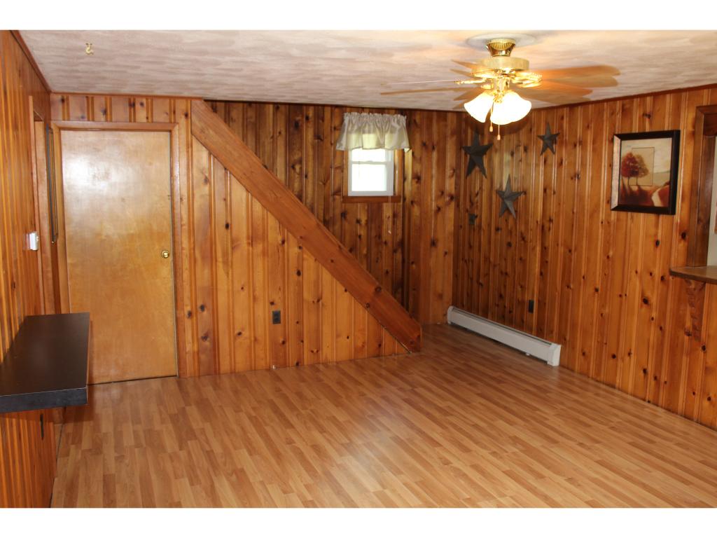 33 Williams Street Proctor, VT 05765 - Photo 9 of 13