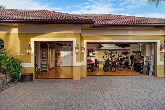 $4,200,000 | 14503 Southwest 16th Street, Davie, FL 33325