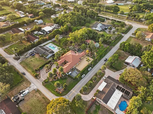 $4,200,000 | 14503 Southwest 16th Street, Davie, FL 33325