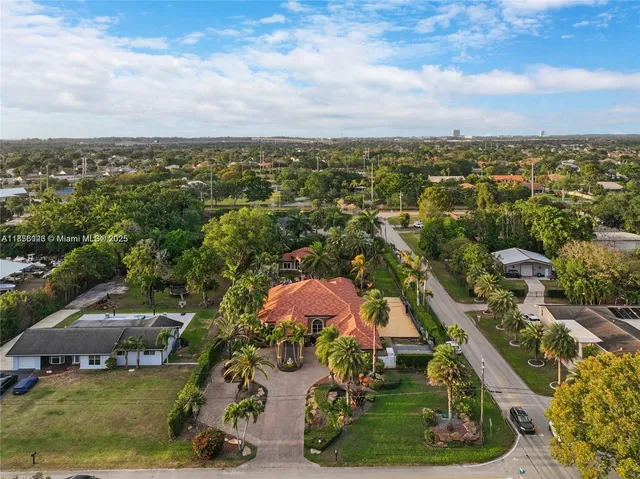 $4,200,000 | 14503 Southwest 16th Street, Davie, FL 33325