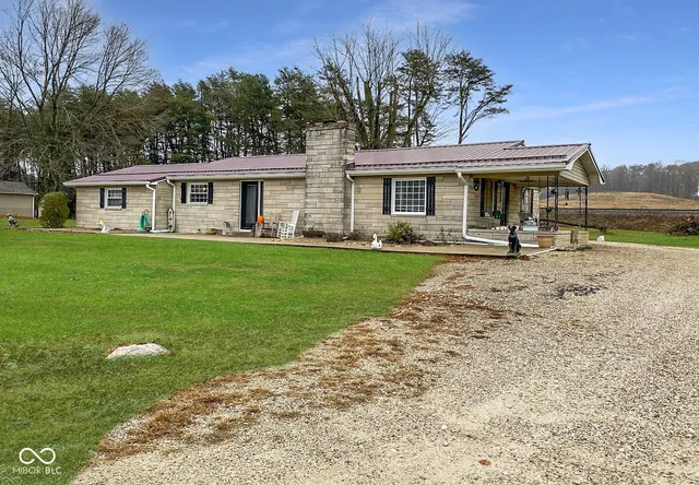 $249,900 | 6066 Highway 60, Mitchell, IN 47446