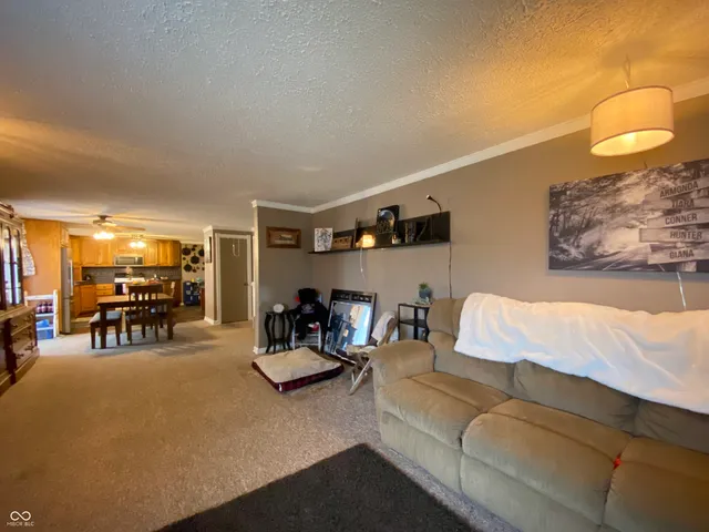 $249,900 | 6066 Highway 60, Mitchell, IN 47446