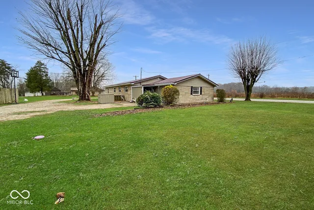 $249,900 | 6066 Highway 60, Mitchell, IN 47446