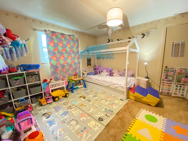 $249,900 | 6066 Highway 60, Mitchell, IN 47446