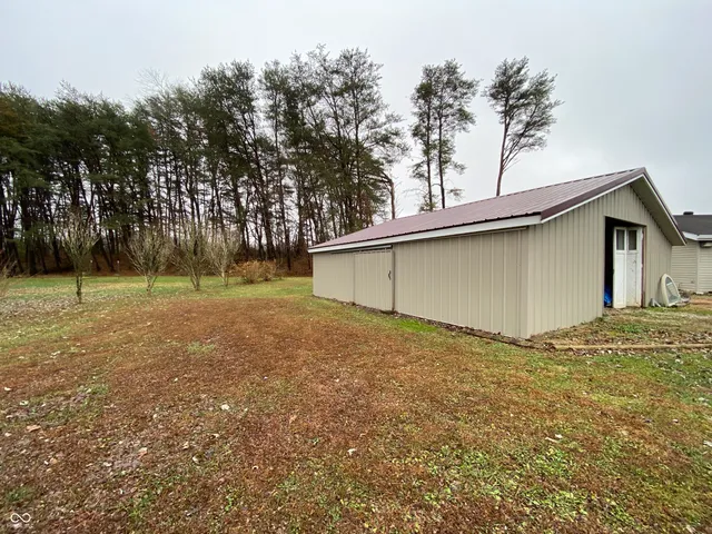 $249,900 | 6066 Highway 60, Mitchell, IN 47446