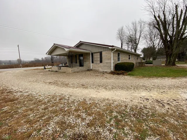 $249,900 | 6066 Highway 60, Mitchell, IN 47446