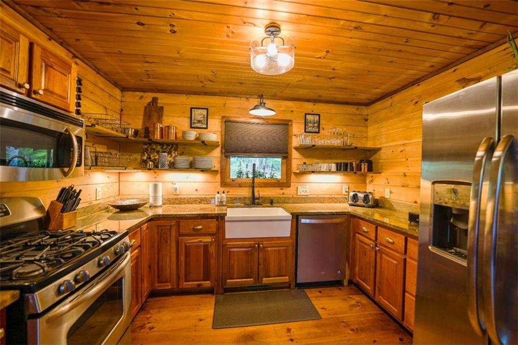 276 My Mountain Road Morganton, GA 30560 - Photo 37 of 73