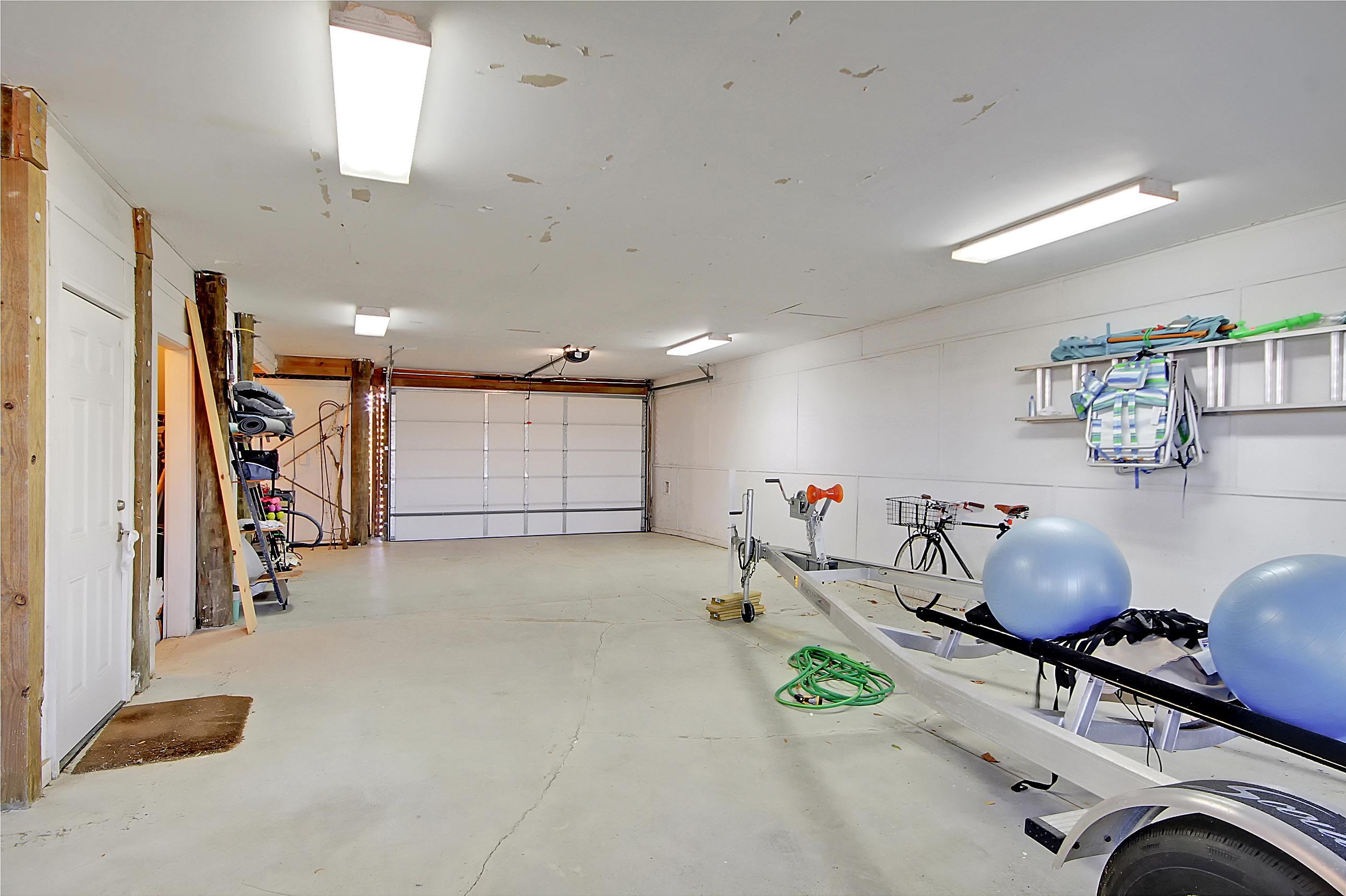 2210 Folly Road Charleston, SC 29412 - Photo 35 of 43 Garage