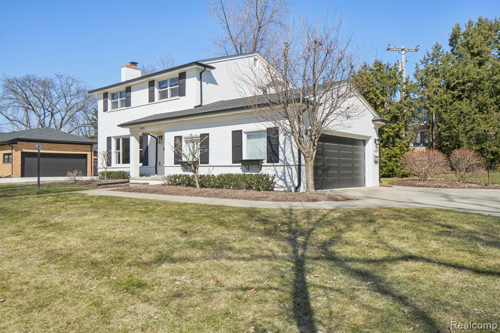 18122 Riverside Drive Beverly Hills, MI 48025 - Photo 2 of 41