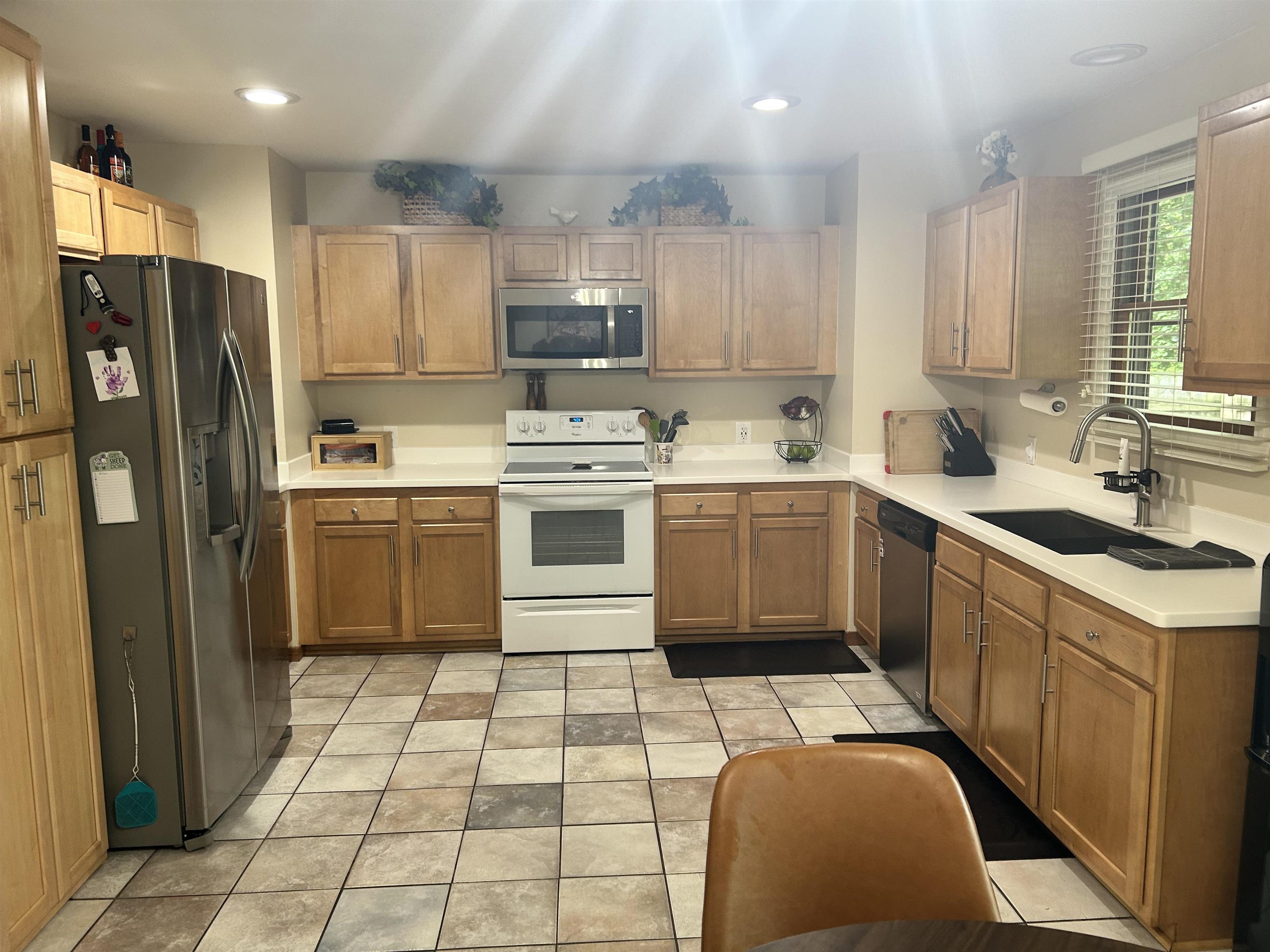 4550 Hummer Lake Road Ortonville, MI 48462 - Photo 27 of 60