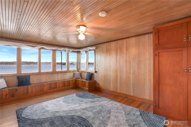 $1,050,000 | 5762 Chico Way Northwest, Bremerton, WA 98312