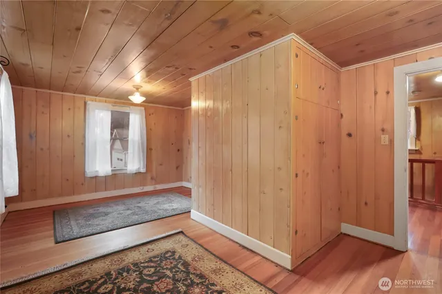 $1,050,000 | 5762 Chico Way Northwest, Bremerton, WA 98312