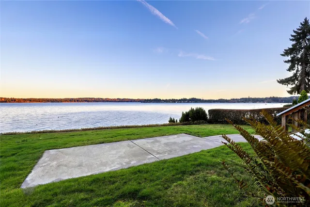 $1,050,000 | 5762 Chico Way Northwest, Bremerton, WA 98312
