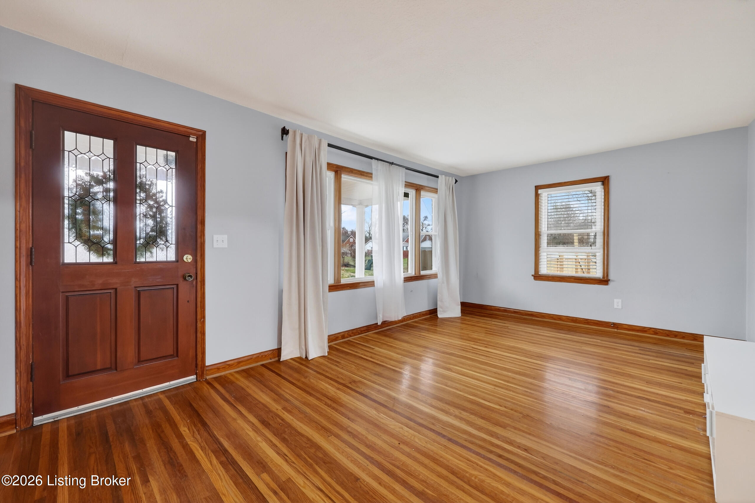 5250 Julia Road Louisville, KY 40258 - Photo 6 of 42 H40A8082