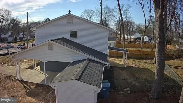 $675,000 | 6815 Rolling Road, Springfield, VA 22152