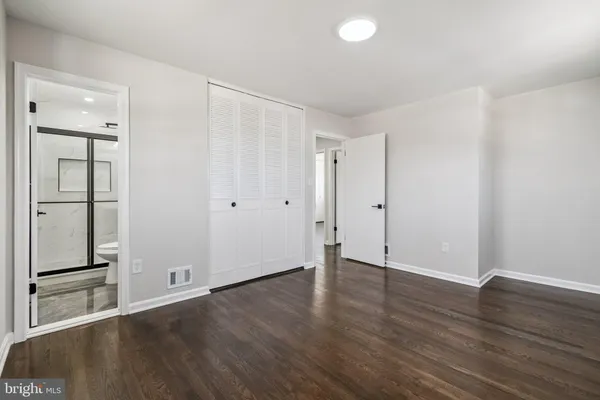 $675,000 | 6815 Rolling Road, Springfield, VA 22152