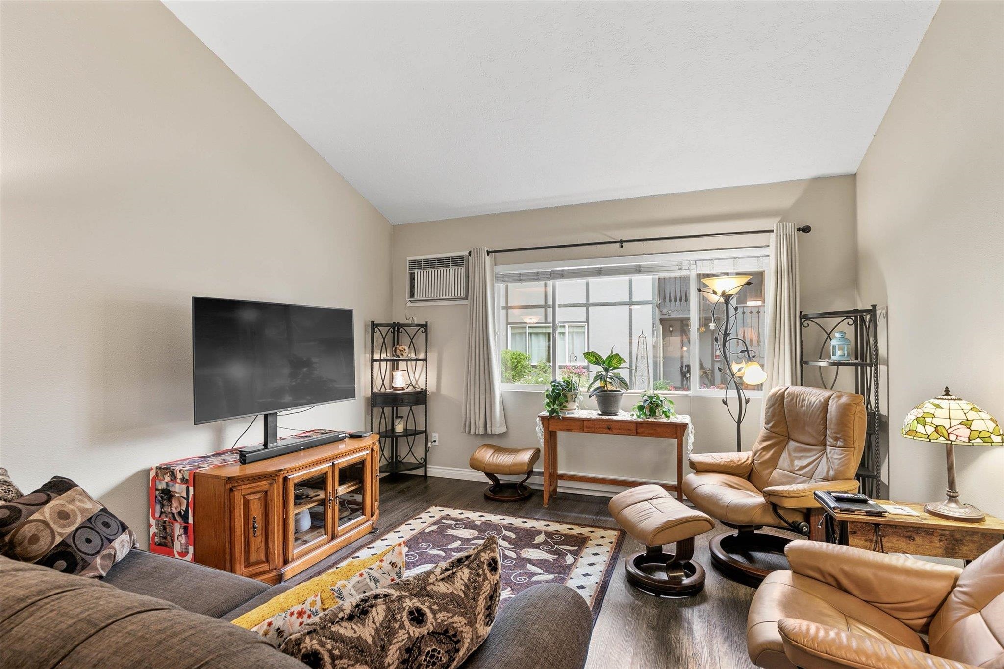 206 East Weile Avenue, Unit 2 Spokane, WA 99208 - Photo 3 of 22