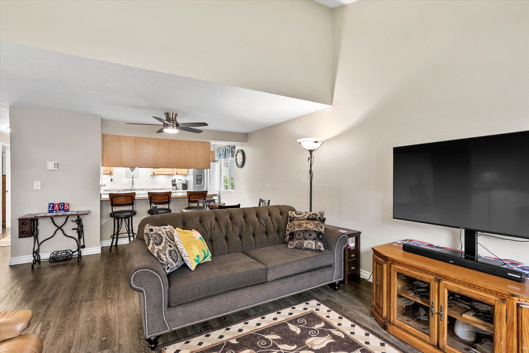 206 East Weile Avenue, Unit 2 Spokane, WA 99208 - Photo 6 of 22