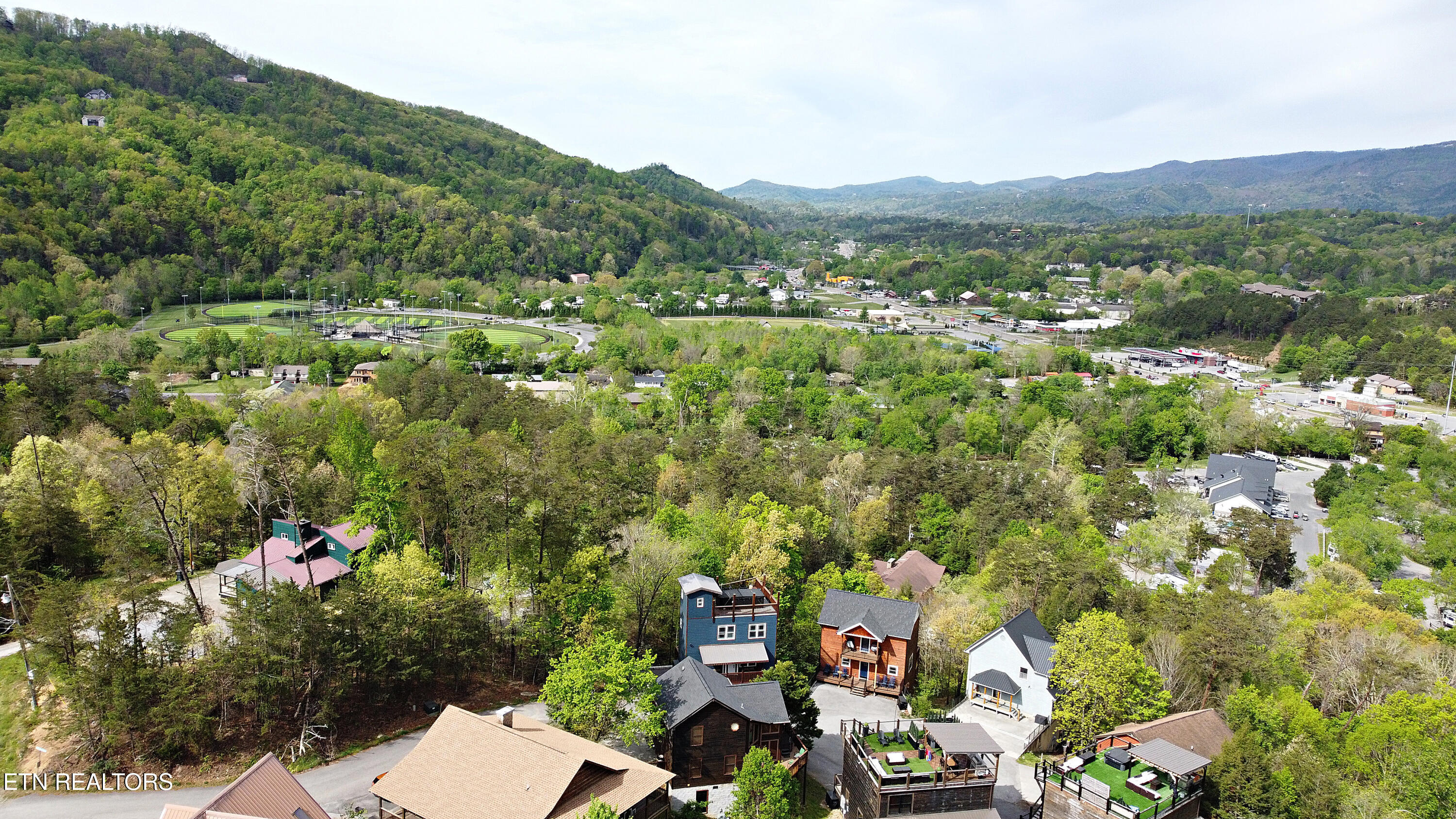 419 Stone Ridge Way Pigeon Forge, TN 37863 - Photo 4 of 30 DJI_0208