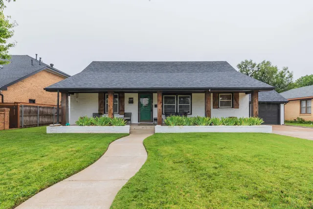 $293,999 | 1607 North Mary-Ellen Street, Pampa, TX 79065