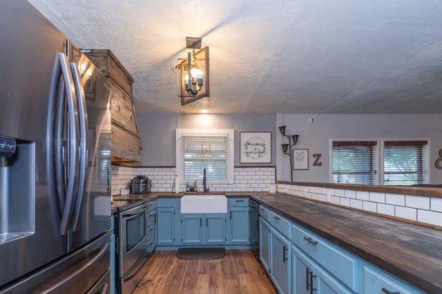 $293,999 | 1607 North Mary-Ellen Street, Pampa, TX 79065