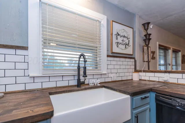 $293,999 | 1607 North Mary-Ellen Street, Pampa, TX 79065