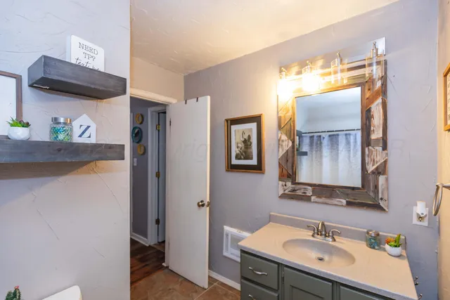 $293,999 | 1607 North Mary-Ellen Street, Pampa, TX 79065