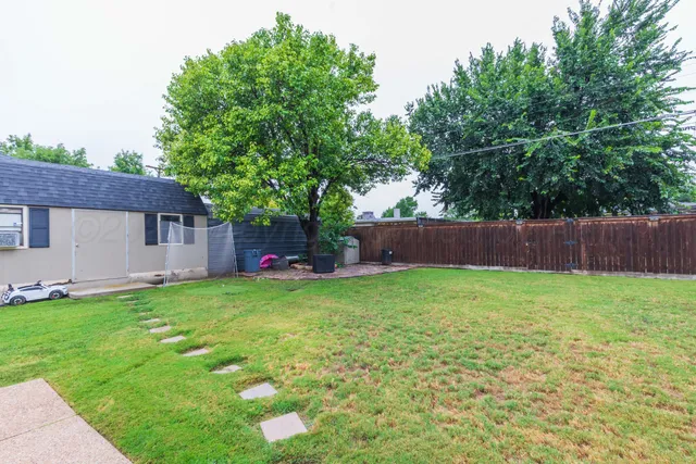 $293,999 | 1607 North Mary-Ellen Street, Pampa, TX 79065