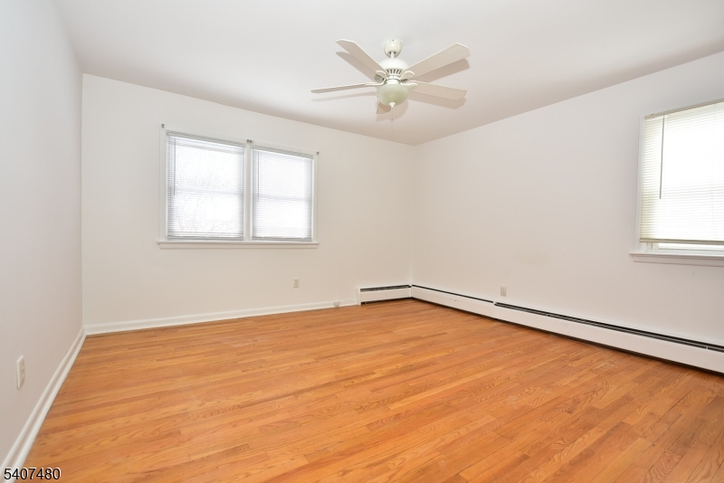 49 Fayson Lakes Road Kinnelon, NJ 07405 - Photo 12 of 38